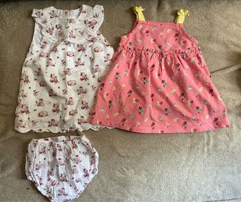 Lot robes bébé fille