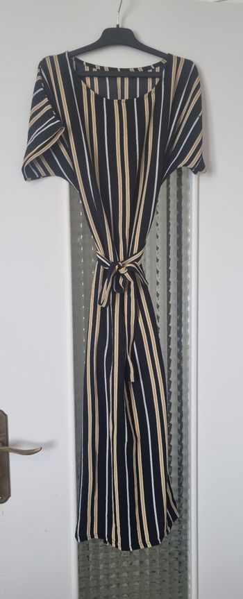 robe longue fille noir et jaune à rayure taille 14ans