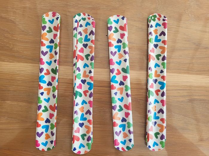 Lot 10 bracelets clap