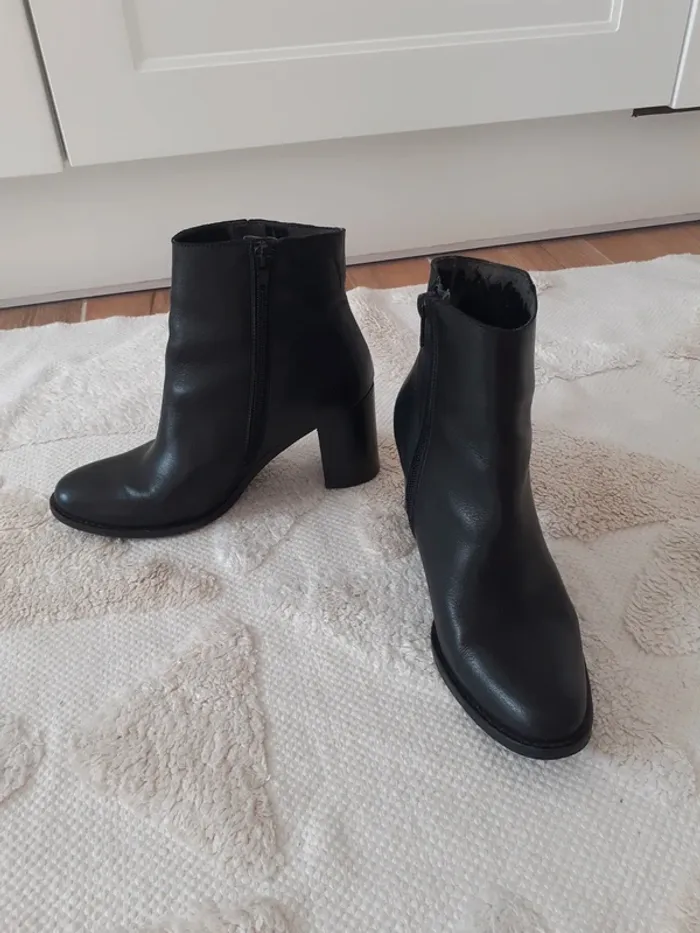 Très belles mi bottes noires TEXTO  T 36 - photo numéro 2