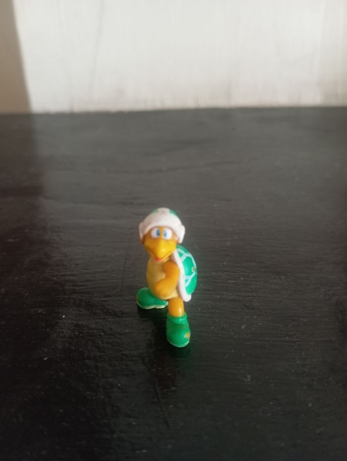 Figurine Super Mario Nintendo Frère Marto 2,5cm - photo numéro 2