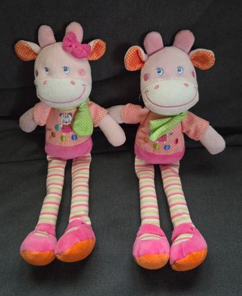 Peluches vaches rose et rayé- Chat avec balles - Mots d'enfants 