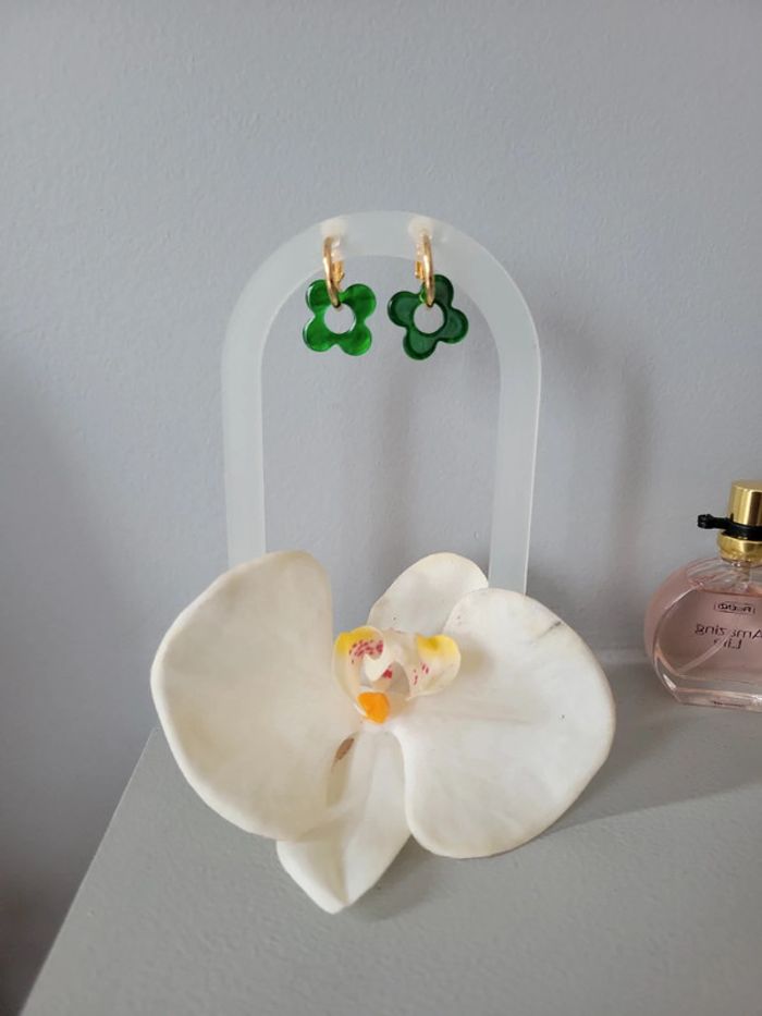 Clips d oreilles marguerites vertes - photo numéro 3