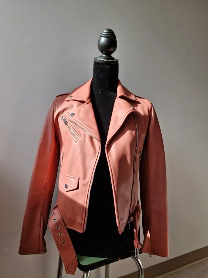 Veste simili cuir zara - photo numéro 2