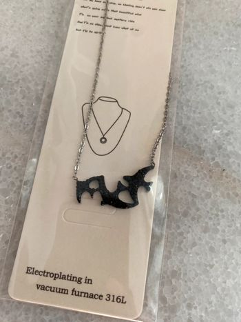 Collier argenté oiseaux noir