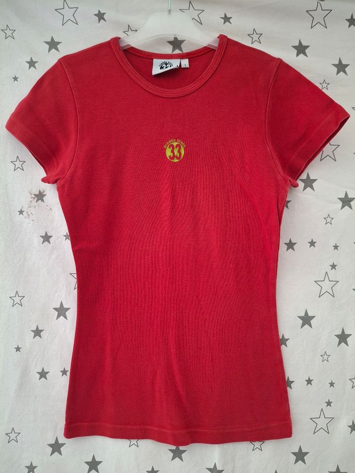 Tee-shirt rouge avec impression dans le dos 12 ans Trente trois - photo numéro 2