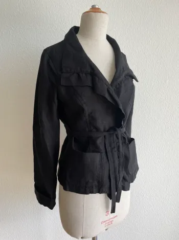 Veste noire croisée Weekend Max Mara ceinturée