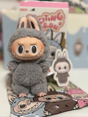 Popmart Labubu macaron