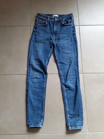 Jeans bleu femme en 36 ZARA TBE