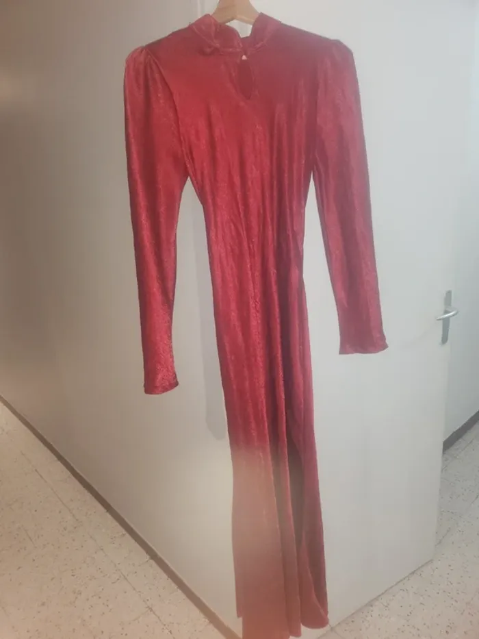 Robe rouge