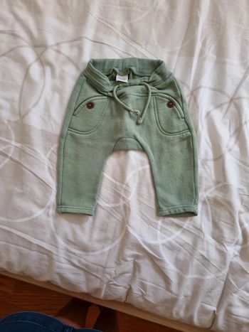 Pantalon vert tape à l'œil