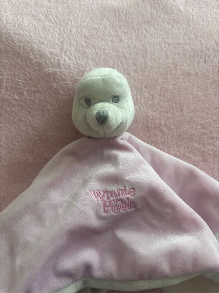 doudou Winnie l’ourson - photo numéro 2