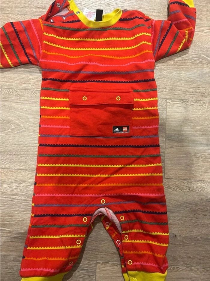 Pyjama Adidas combianaison 9-12 mois lego - photo numéro 2