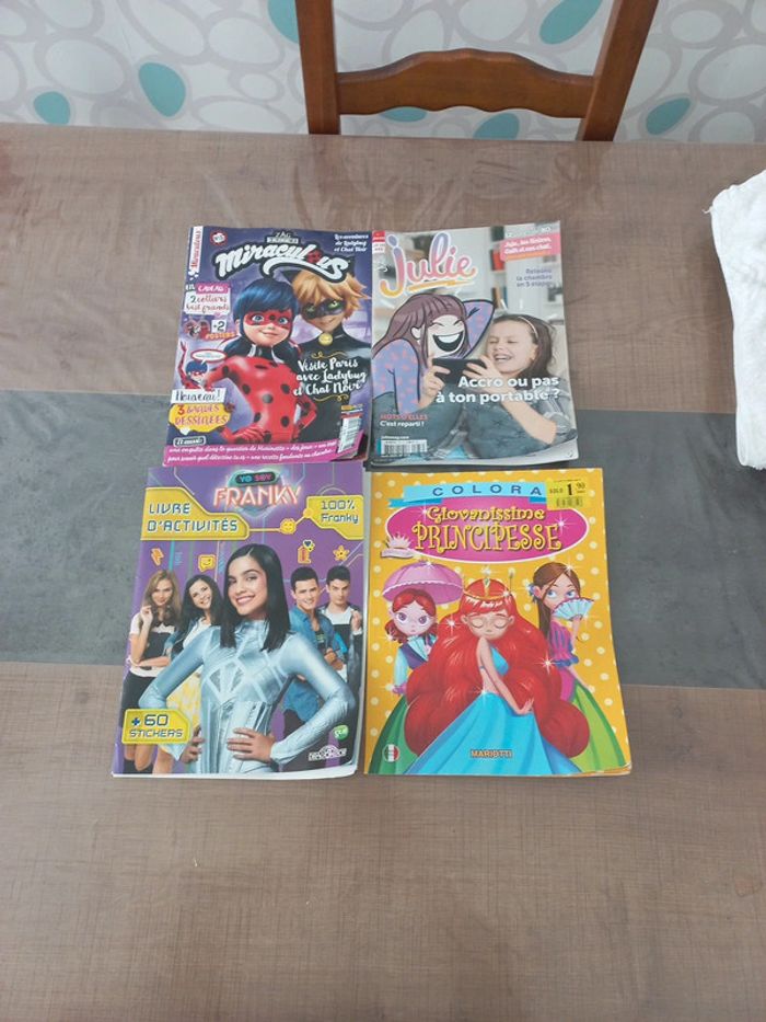 Lot 4 livres activités