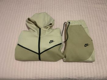Survêtement Nike Tech Fleece Cream Beige