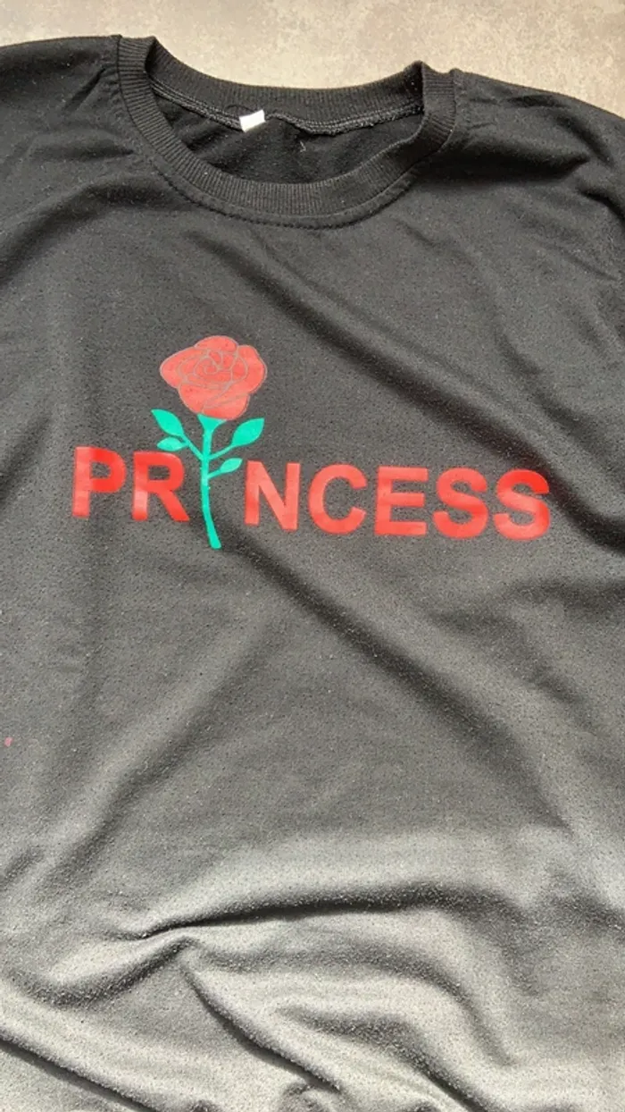 Pull noir princesse - photo numéro 2