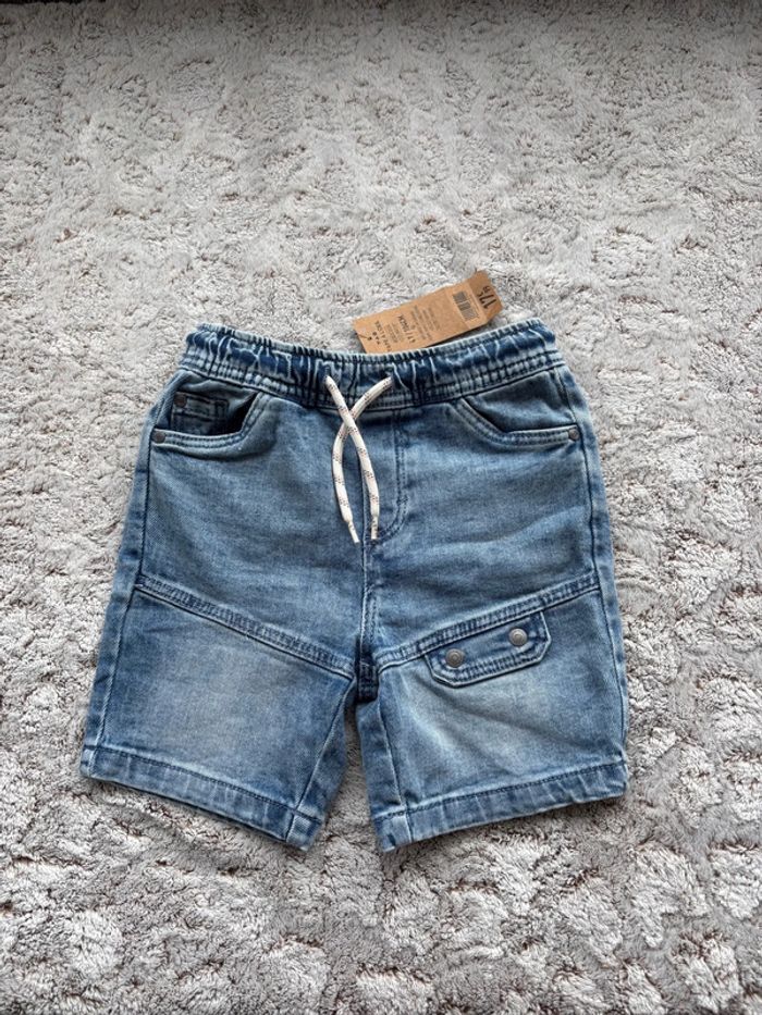 Short en jean tape à l’œil 4 ans