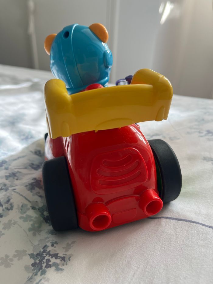 Voiture sonore et lumineuse VTECH - photo numéro 4
