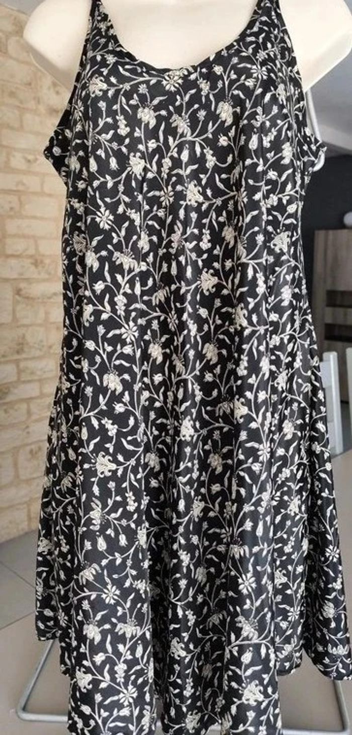 Robe de plage ample et légère - photo numéro 3