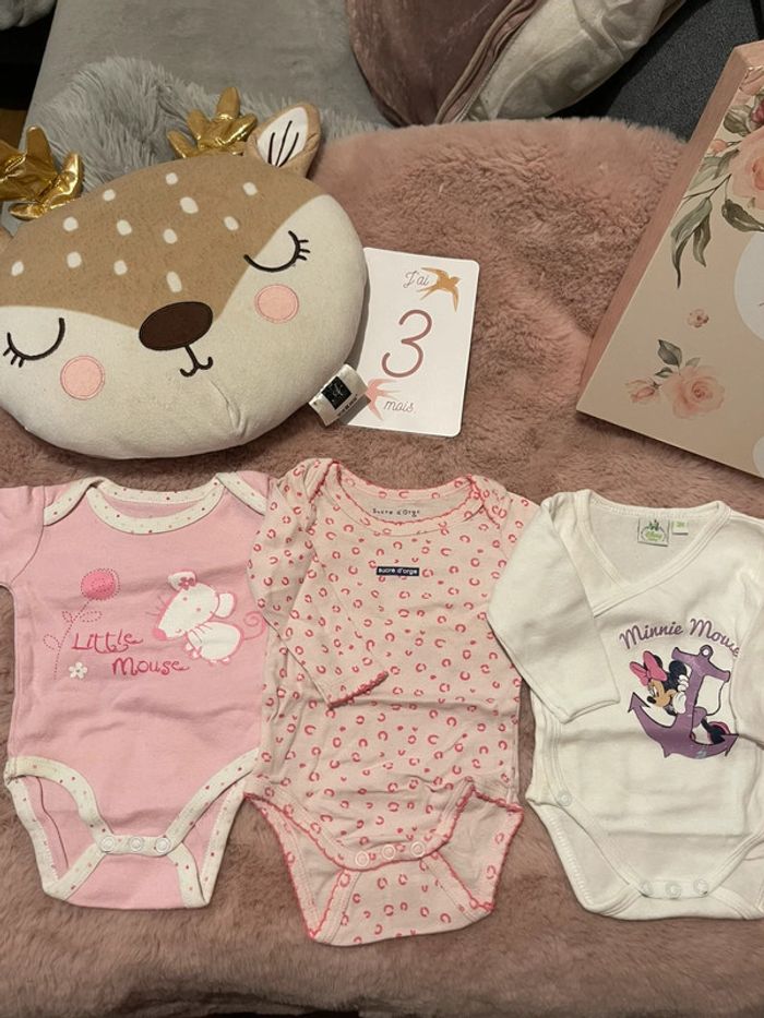 Lot de 3 body MC et ML 3 mois