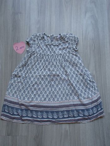 robe 2 ans