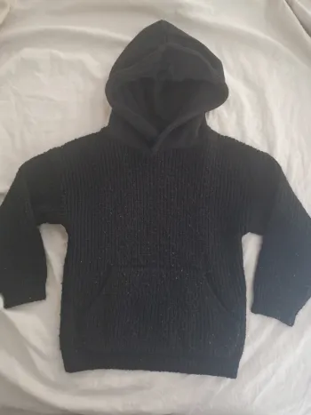 Sweat capuche noir 6 ans
