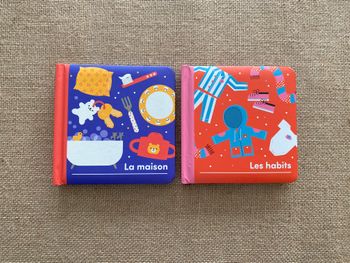 Lot de 2 livres imagiers Les habits et La maison pour enfants Konimpex