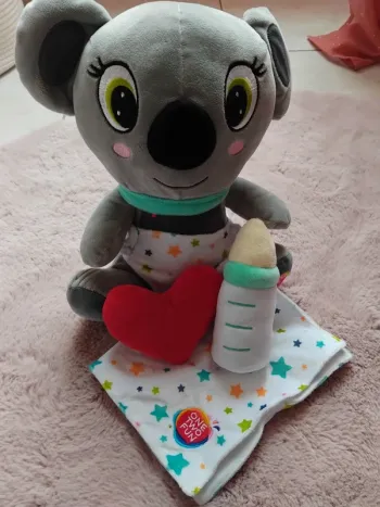 Peluche avec accessoires