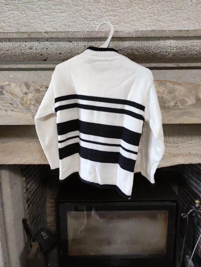 Pull enfant 6ans - photo numéro 2