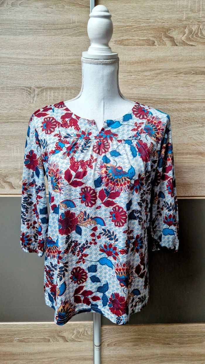 Blouse manches 3/4.
