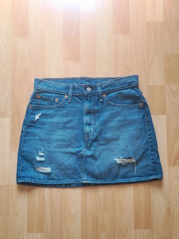 Jupe en jeans Levi's taille 38 - photo numéro 2