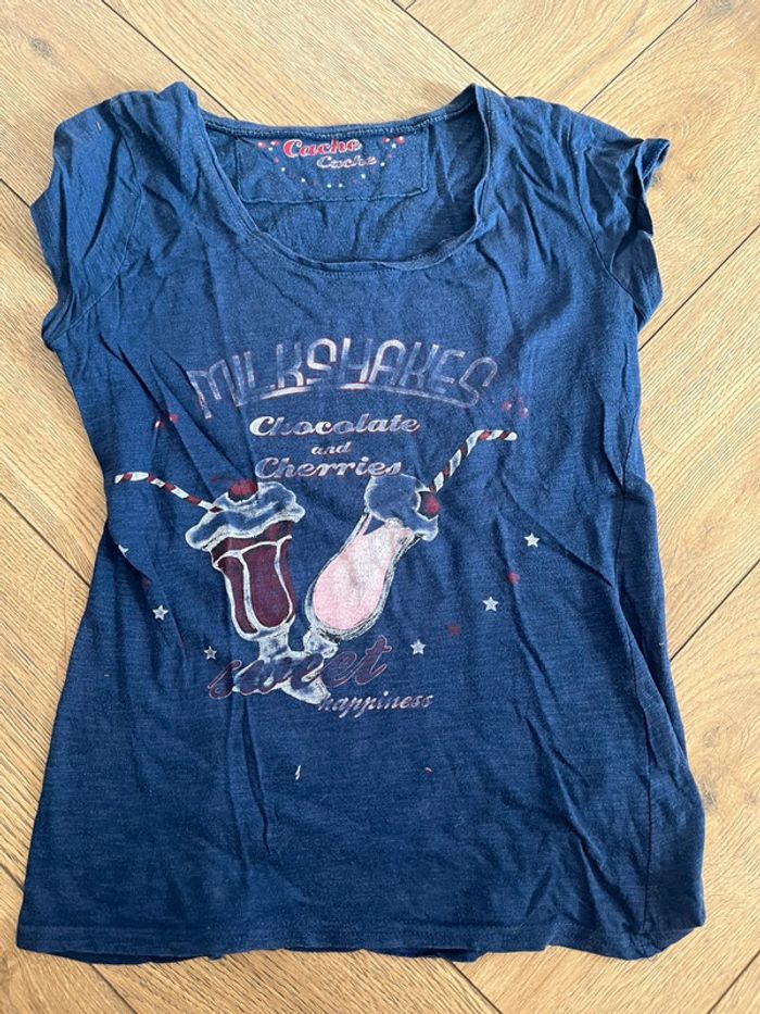 Tee shirt milk-shakes cache cache