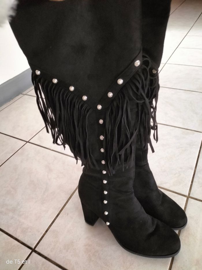 Botte neuve noire  avec franges et strass taille 40 - photo numéro 5