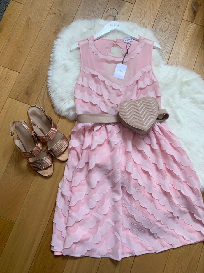 Très belle Robe Claudie Pierlot | taille 38 | neuve avec étiquette - photo numéro 2