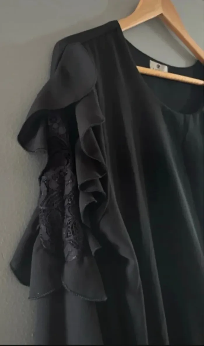 Blouse noir froufrou lacony en M - photo numéro 3