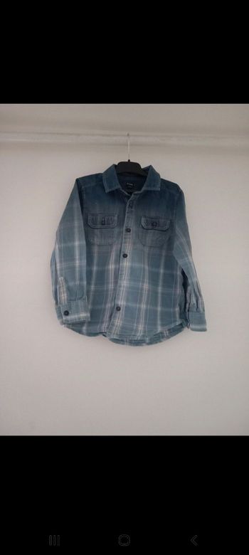 Joli chemise manches longues 6ans