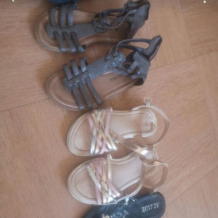 Chaussures d été 3e la paire - photo numéro 2