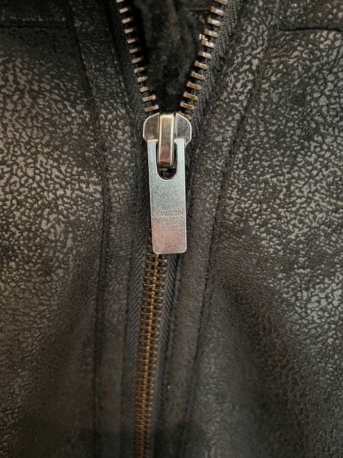 Veste d’hiver noir avec fourrure - photo numéro 4