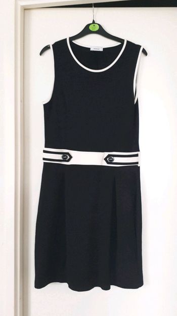 Robe sans manches