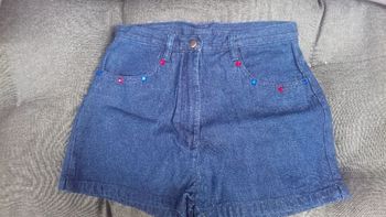 short jean t 40 strass poche