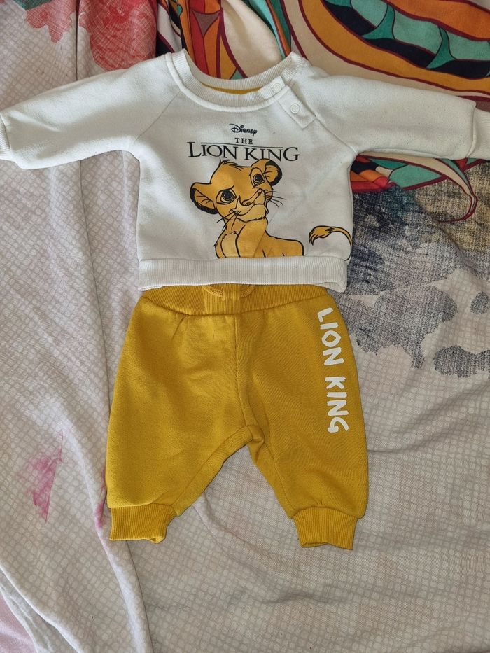 Ensemble primark 0/3 mois