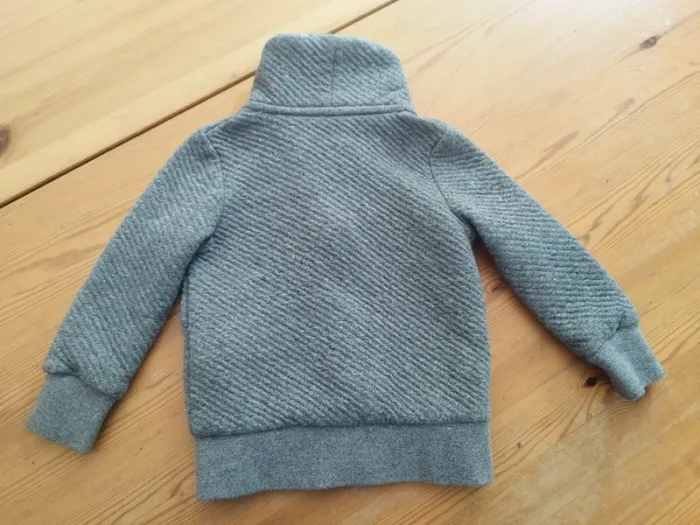 Veste grise - photo numéro 4