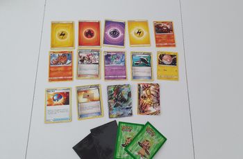 Lot de 14 cartes Pokemon