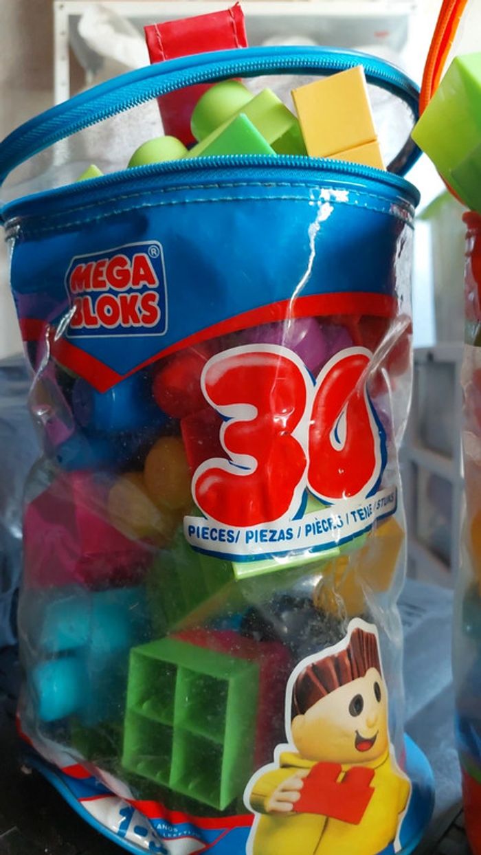 2 sacs gros Légo. - photo numéro 3