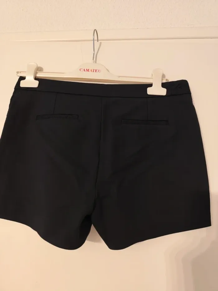 Short marine dentelle - photo numéro 3