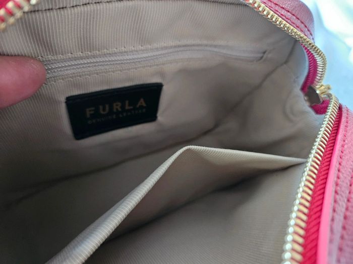 Sac à main Furla rouge - collection Love - cuir - photo numéro 9