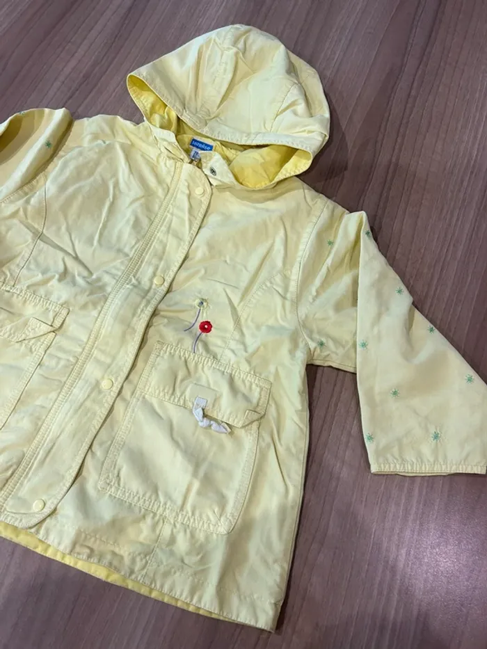 Manteau jaune marese 2 ans - photo numéro 3
