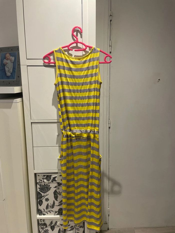 Robe jaune à rayures grises - photo numéro 3