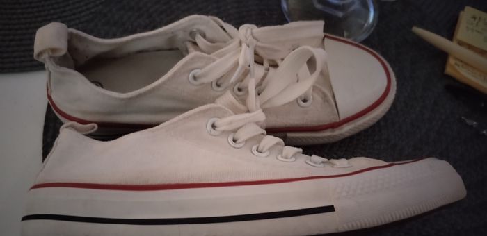 Baskets blanches pointure 36