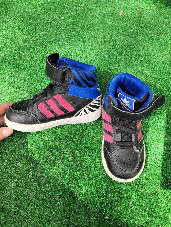 Basket Adidas - photo numéro 3